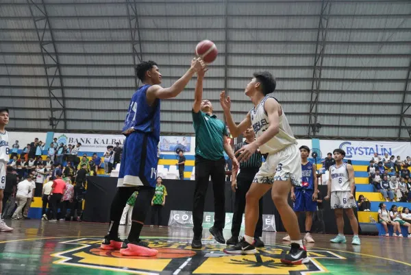 Pembukaan Kejuaraan Basket Wali Kota Pontianak Cup 2026, Minggu (4/10/2029).