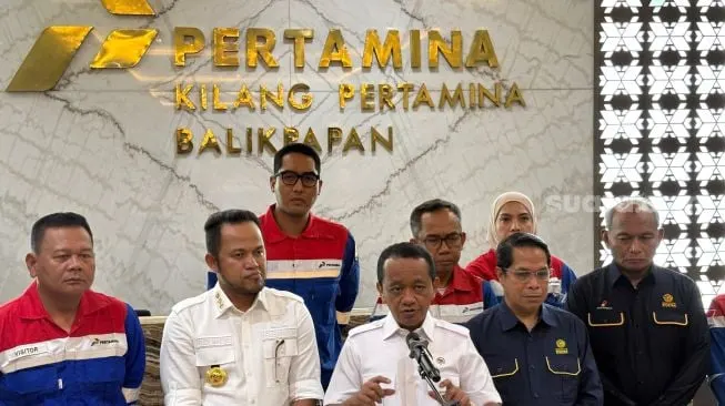 Menteri Koordinator Bidang Hilirisasi dan Transisi Energi sekaligus Menteri ESDM, Bahlil Lahadalia di Balikpapan, Kalimantan Timur, Kamis (22/10/2026) malam.