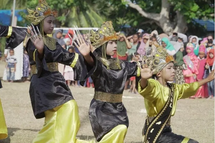 Mengenal Tari Dalling Suku Bajau Kaltim: Sejarah, Gerakan, dan Keunikannya
