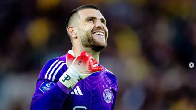 Hajduk Split vs Ajax 15 Oktober 2026: Maarten Paes Diprediksi Cadangan, Ini Prediksi Skor